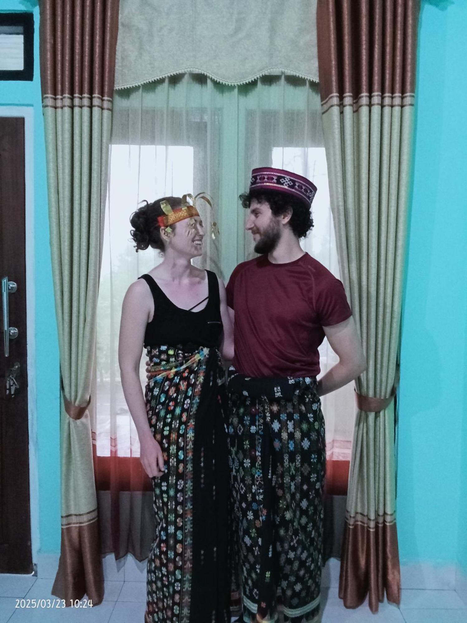 Petra Homestay Bangka Leda Рутенг Экстерьер фото